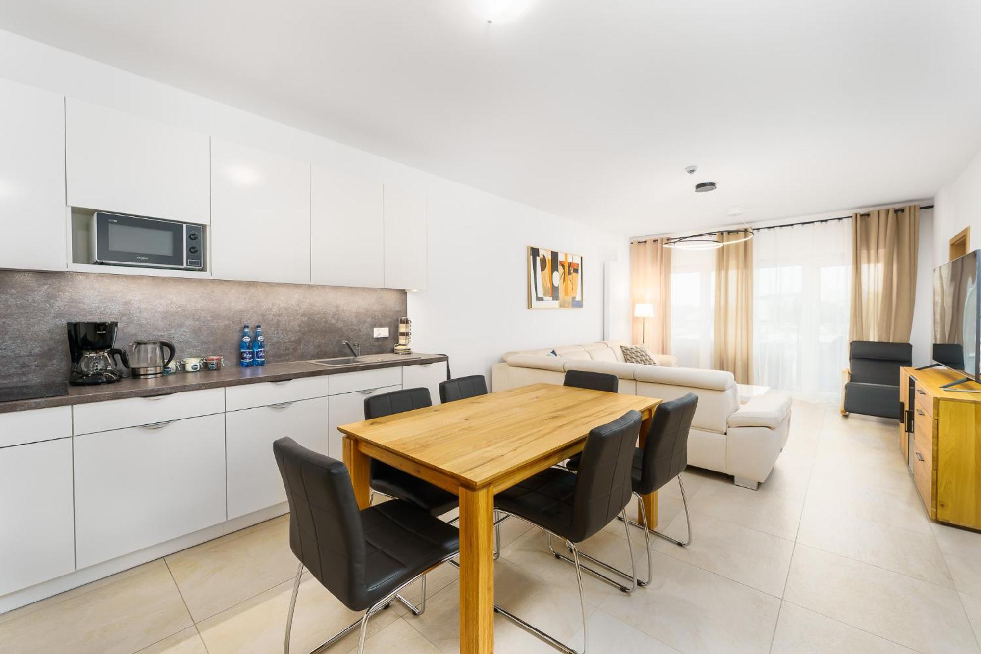 Aquamarina Prima Seaside Apartments By The Beach By Noclegi Renters Miedzyzdroje Dış mekan fotoğraf